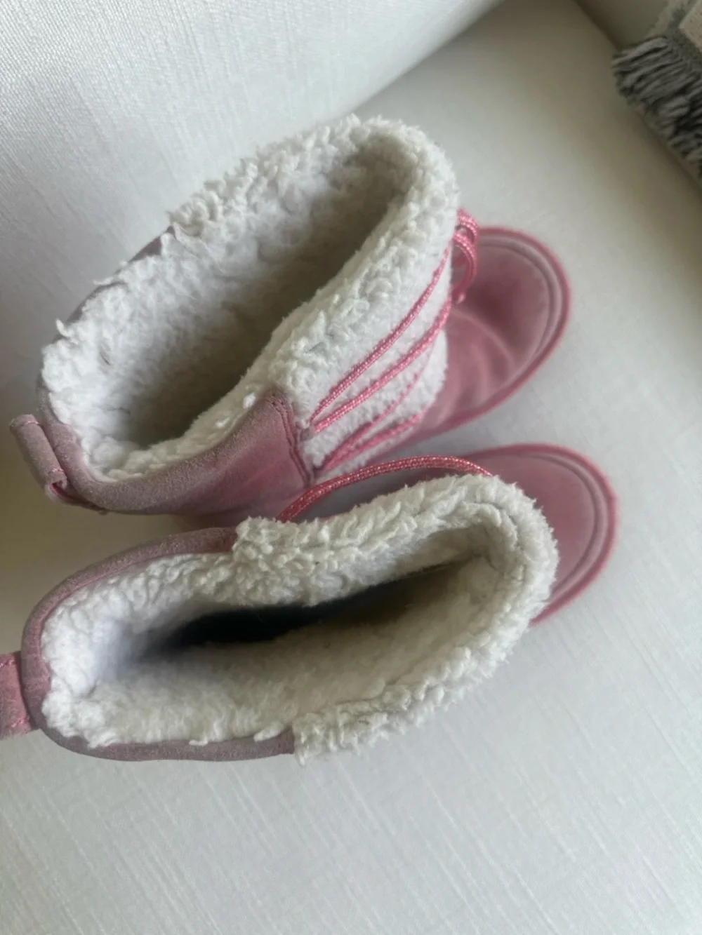 Koolaburra by UGG Girls Pink Sherpa Lined Winter Boots Size 3 Youth